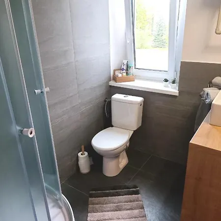 Zoo Karlovarska Apartment